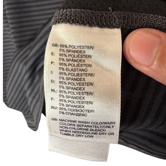 The North Face charcoal Vapor Wick striped t-shirt size S - Picture 5 of 6